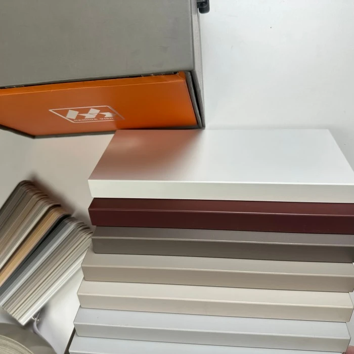 Papan Kesan Cat Satu Sebelah Matte PET